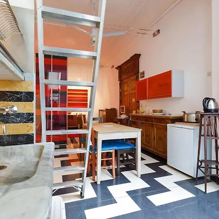 Juliet In 1 Apartment