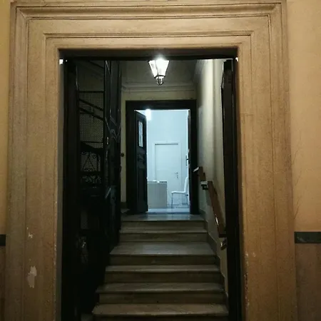 Pensión Garden's Elide