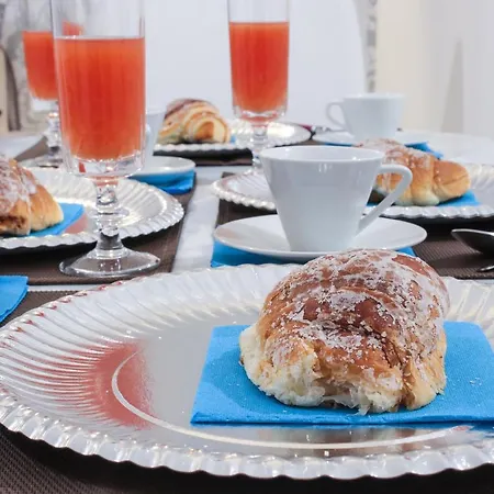 Chroma Italy - Chroma Tessera Bed & Breakfast