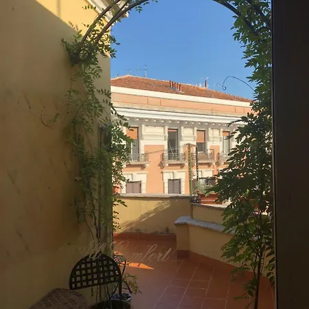 Bed & Breakfast Comfort Astoria Palace 3*