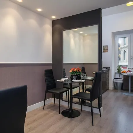 Penzion Flat 285 La 3*