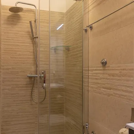 Guest house Flatinrome Trastevere Deluxe - Patio 3*