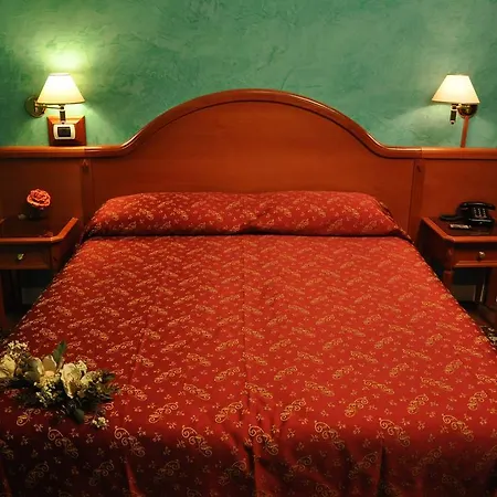 Hotel Sandra
