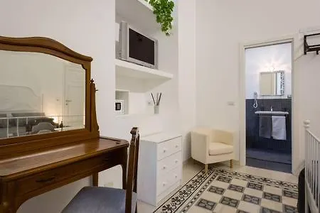 Bed & Breakfast Domus Aurea
