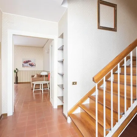 Town House Rom