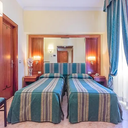 Raeli Lux Rome