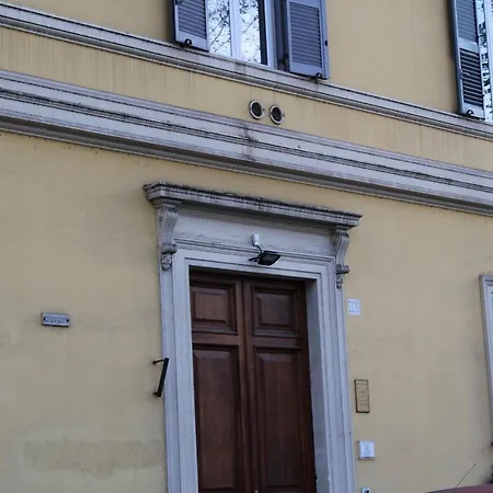 Casa Claudia Giulio Cesare 3* Rome