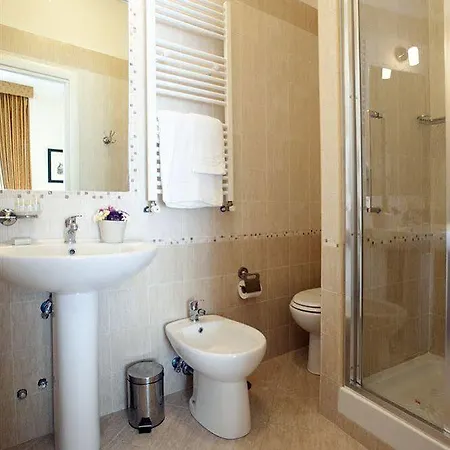 Four Rivers 2* Рим