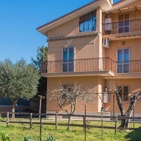 Casa de hóspedes Travelershome Ciampino&Morena Guesthouse