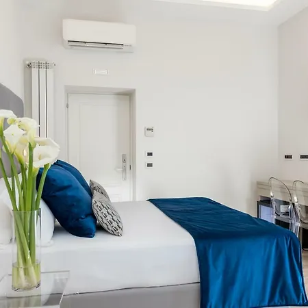 Residenza Zanardelli Bed & Breakfast 2*