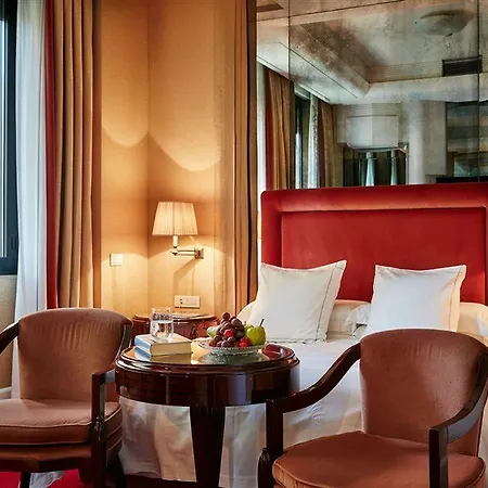 Lord Byron - Small Luxury Of The World Отель Рим