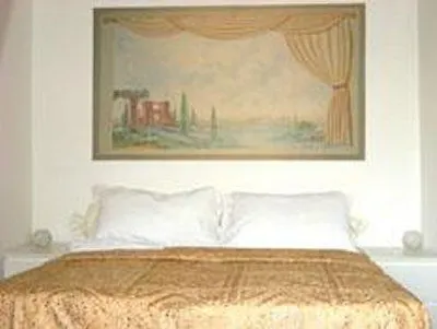 House Cecilia 3* Rome