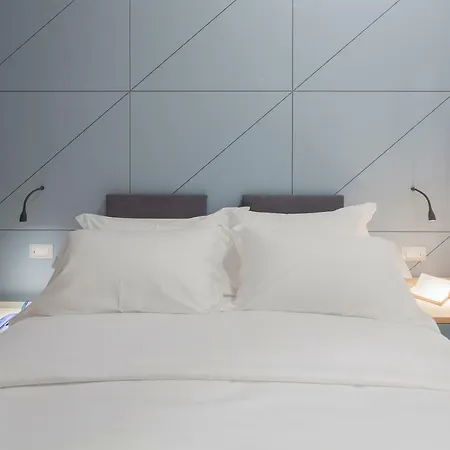 The Radical 3* Roma