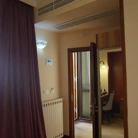 Hotel Filippo Rome