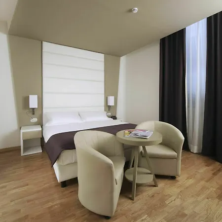 فندق At Forty-one 3*