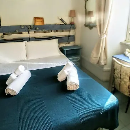 Bed and Breakfast Next Stop *
