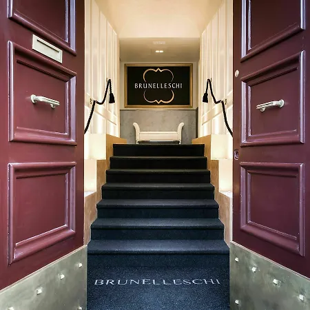 Brunelleschi Luxury Hotel 2*