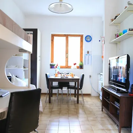 Candy Apartment Rome