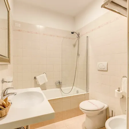 Apollo Colosseo Apartamento Roma