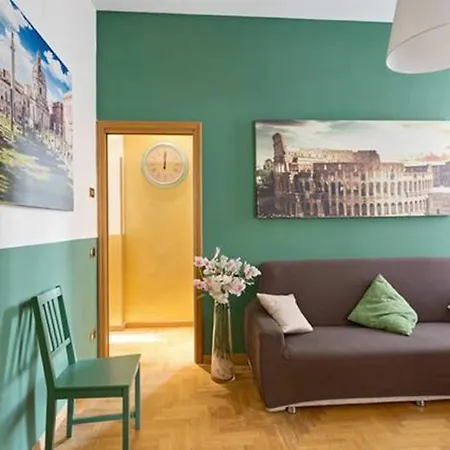 Colosseo Apartment *
