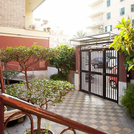 Martini Bed Hotel Rome