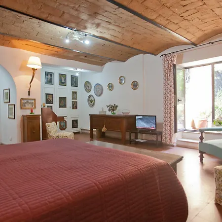 Apartment In Arco Ciambella Loft Rome