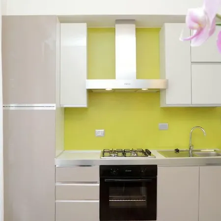 Feriae Latinae Apartment *