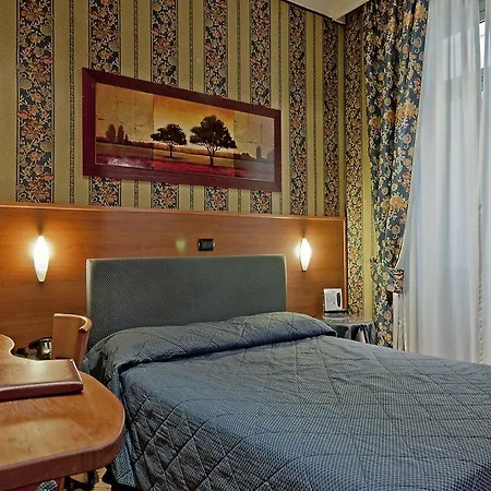 Hotel Lirico