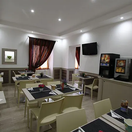Concorde Hotel 2*