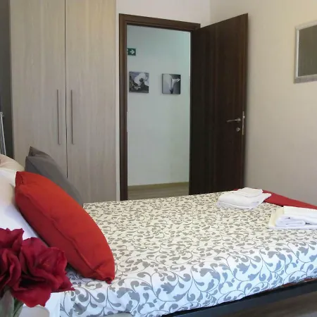 Falco House Bed & Breakfast