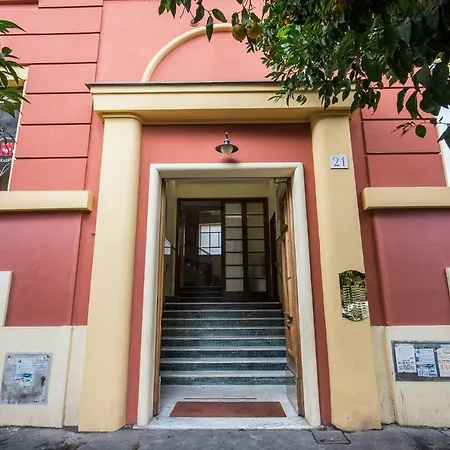 Insula Petri _ 2bdr * Rome
