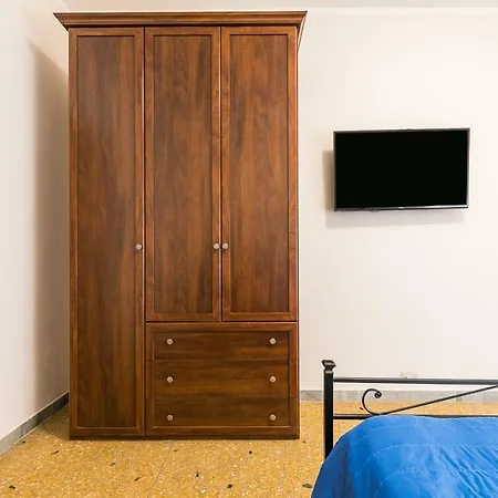 Marconi Guest house
