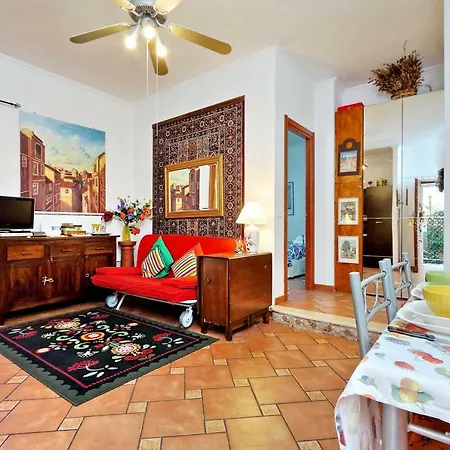 The Roman Nest Holiday home Rome