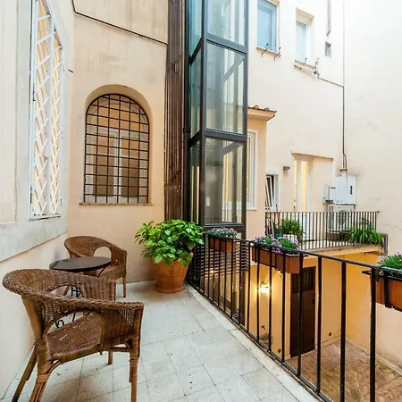 In - Bramante Luxury Apartment *