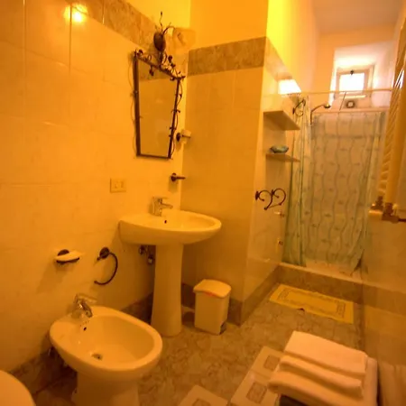 - Quarto Del Cuore * Rome