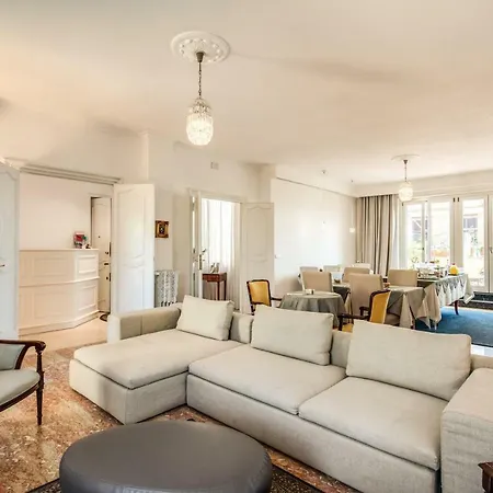 Comfort Astoria Palace Bed & Breakfast 3*
