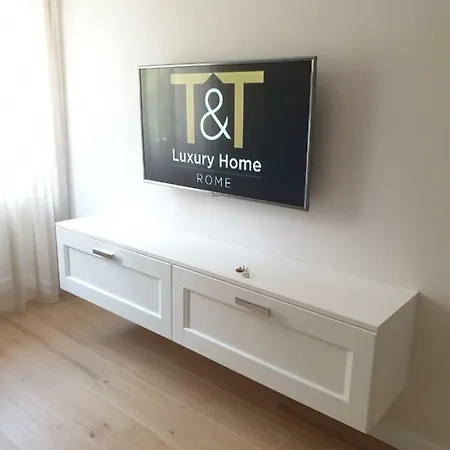 T&t Luxury Int 4 * Rome