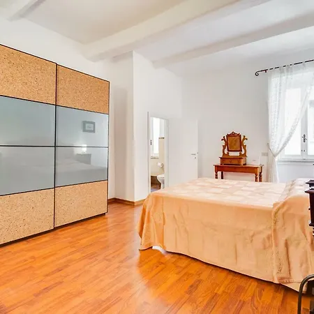 Appartamento Borgo Vittorio Lovely House *
