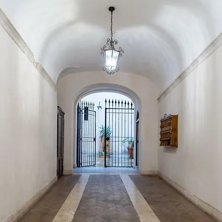 In - Bramante Luxury Rome