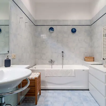 In - Bramante Luxury *