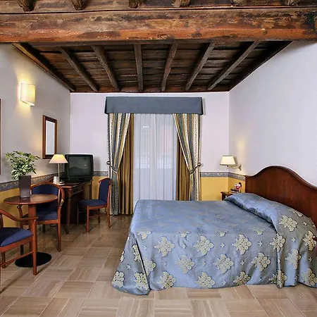 Domus Romana 4* Rome
