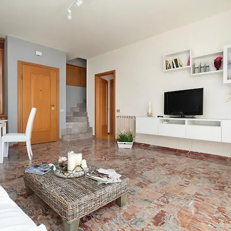 Appartamento Anagnino White *