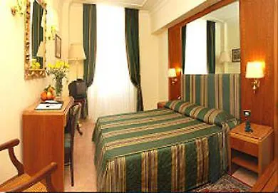 Raeli Archimede Ξενοδοχείο