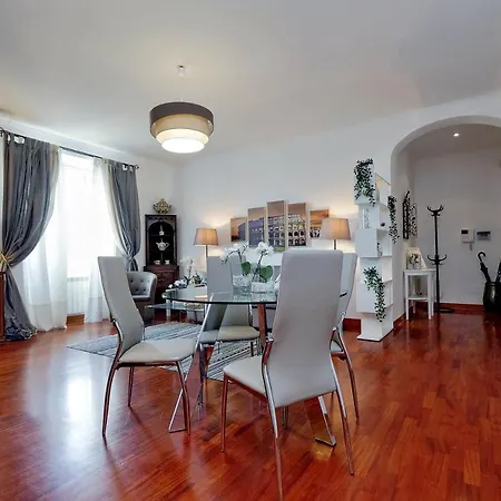 Colosseo Sunset Apartment Rome