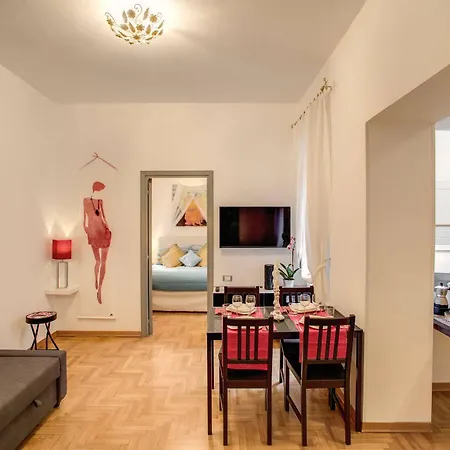 Apartament Elegant Behind The Colosseum Rzym