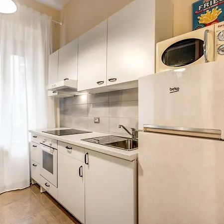 Borghese Apartment Rome