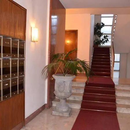 Apartment New Cozy St.peter/ Vatican Area Rome