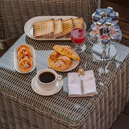 Shali Luxury Spagna Guest house