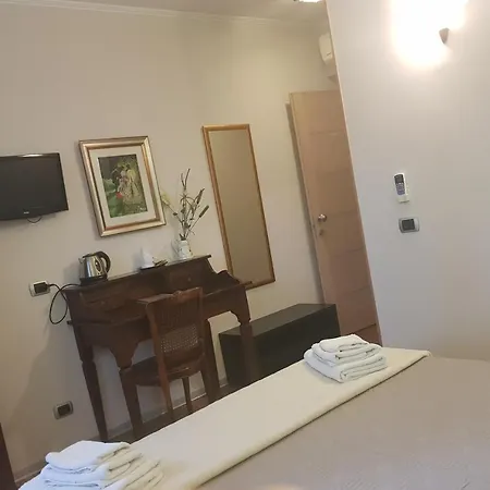 Aurelia Garden Gold 2* Řím