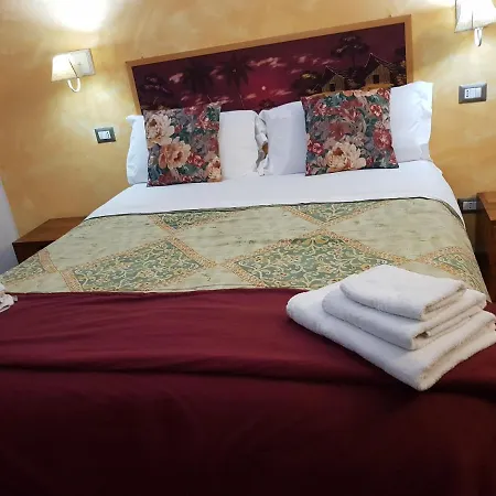 Bed & Breakfast Aurelia Garden Gold 2*